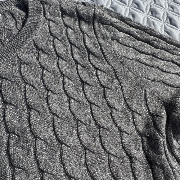 Talbots Gray Silver Metallic Sparkle Cable Knit Crewneck Pullover Sweater Size M - Picture 6 of 12